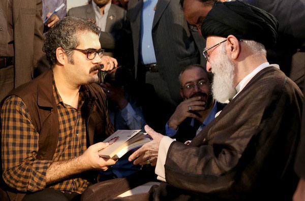 (تصاویر) محفل شعر خوانی در حضور رهبر انقلاب (تصاویر) محفل شعر خوانی در حضور رهبر انقلاب