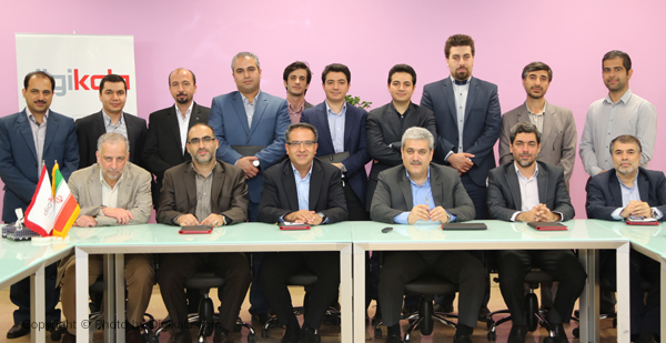 بازدید معاون فناوری ریاست جمهوری از دیجیکالا بازدید معاون فناوری ریاست جمهوری از دیجیکالا