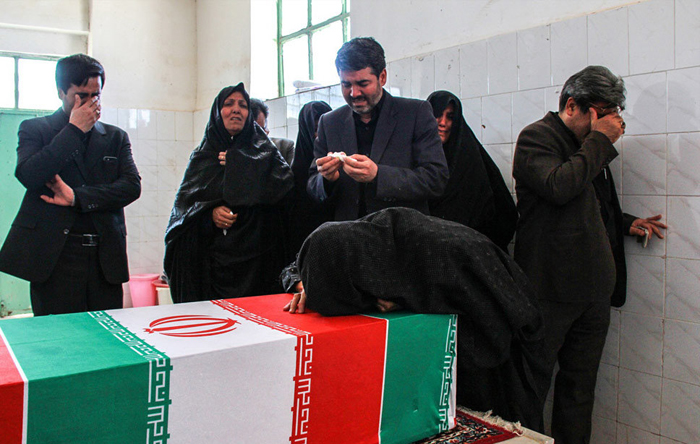 (تصاویر) پایان انتظار 30 ساله مادر (تصاویر) پایان انتظار 30 ساله مادر