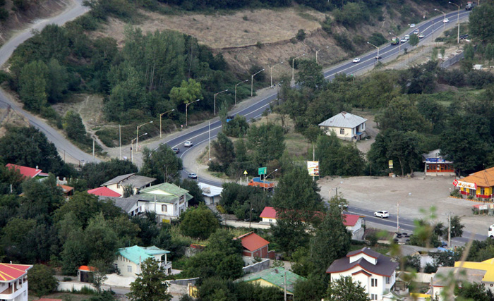 (تصاویر) زمینخواری در گردنه حیران (تصاویر) زمینخواری در گردنه حیران