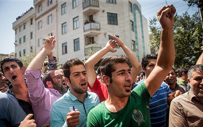 (تصاویر) بازسازی سرقت از طلافروشی خانی‌آباد