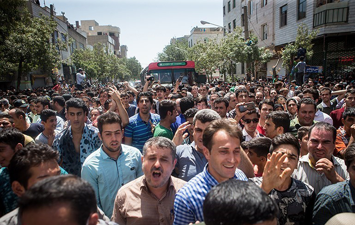 (تصاویر) بازسازی سرقت از طلافروشی خانی‌آباد
