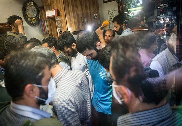 (تصاویر) بازسازی سرقت از طلافروشی خانی‌آباد