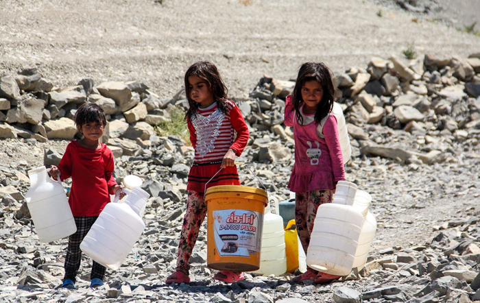 (تصاویر) بی آبی در روستای «فتح الله» (تصاویر) بی آبی در روستای «فتح الله»