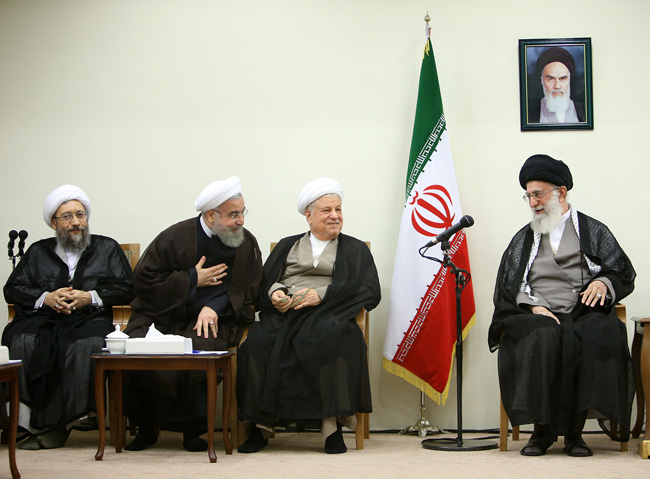 (تصاویر) دیدار اعضای مجلس خبرگان با رهبر انقلاب (تصاویر) دیدار اعضای مجلس خبرگان با رهبر انقلاب