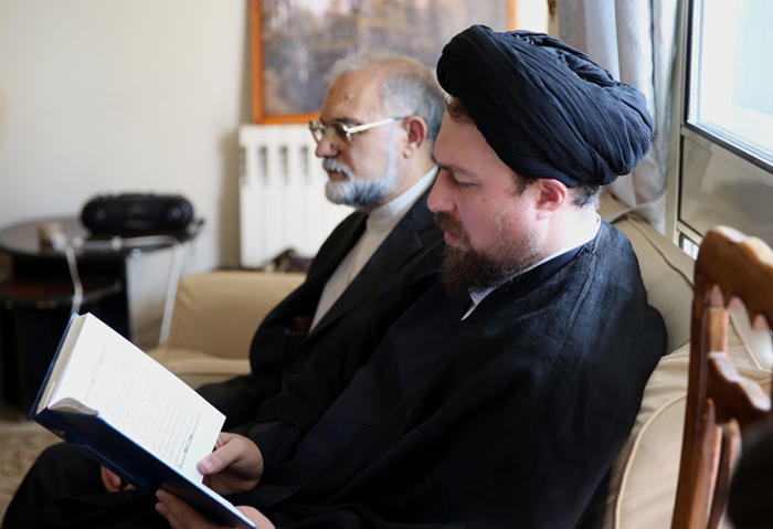 (تصاویر) تسلیت یادگارامام به مهدی خزعلی (تصاویر) تسلیت یادگارامام به مهدی خزعلی