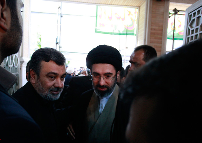 (تصاویر) ختم پدر رئیس پلیس با حضور مقامات (تصاویر) ختم پدر رئیس پلیس با حضور مقامات