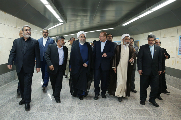 (تصاویر) روحانی و قالیباف در مترو (تصاویر) روحانی و قالیباف در مترو