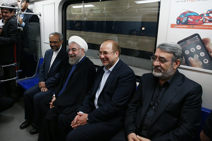 (تصاویر) روحانی و قالیباف در مترو (تصاویر) روحانی و قالیباف در مترو
