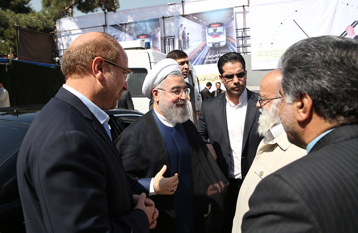 (تصاویر) روحانی و قالیباف در مترو (تصاویر) روحانی و قالیباف در مترو