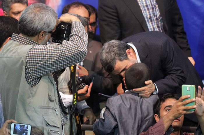 (تصاویر) سخنرانی احمدینژاد در بیرجند (تصاویر) سخنرانی احمدینژاد در بیرجند