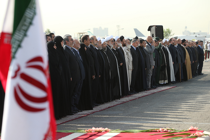 (تصاویر) استقبال مسئولان از جانباختگان منا (تصاویر) استقبال مسئولان از جانباختگان منا