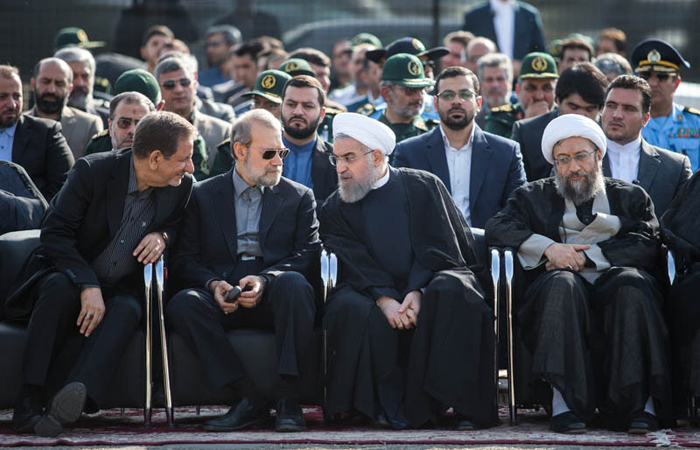 (تصاویر) استقبال مقامات و مسئولان از جانباختگان منا (تصاویر) استقبال مقامات و مسئولان از جانباختگان منا