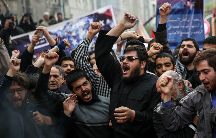 (تصاویر) راهپیمایی 13 آبان در تهران (تصاویر) راهپیمایی 13 آبان در تهران