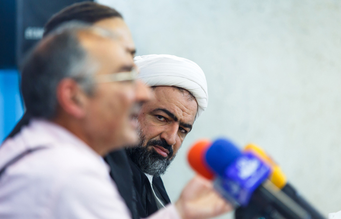 (تصاویر) مناظره رسایی با زیباکلام (تصاویر) مناظره رسایی با زیباکلام
