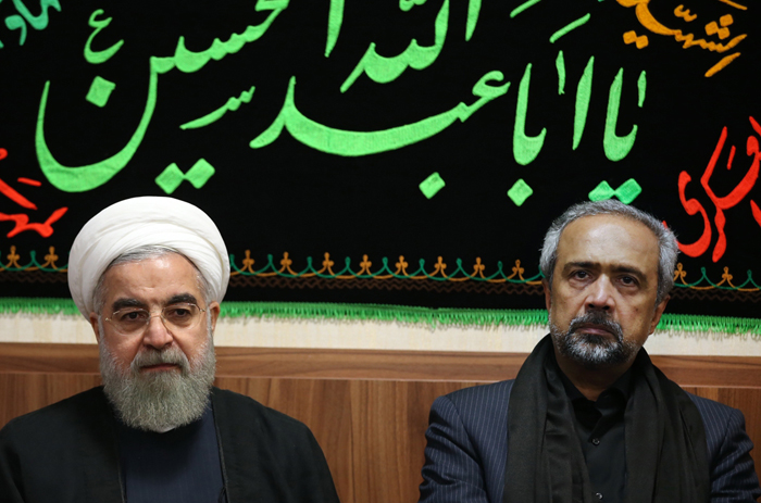 (تصاویر) عزاداری با حضور رئیس جمهور (تصاویر) عزاداری با حضور رئیس جمهور