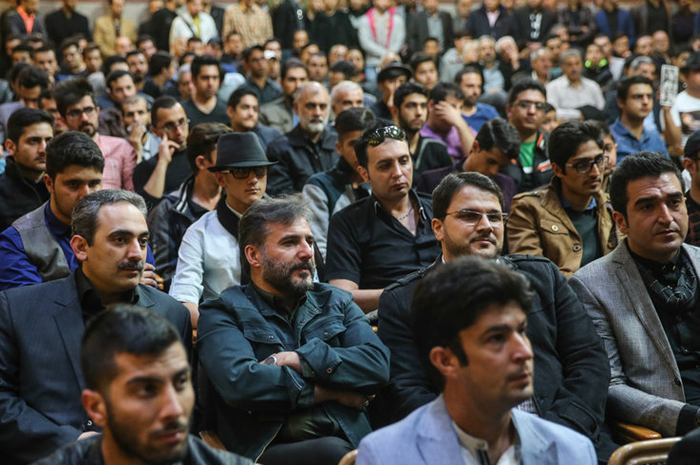 (تصاویر) اولین سالگرد مرتضی پاشایی (تصاویر) اولین سالگرد مرتضی پاشایی