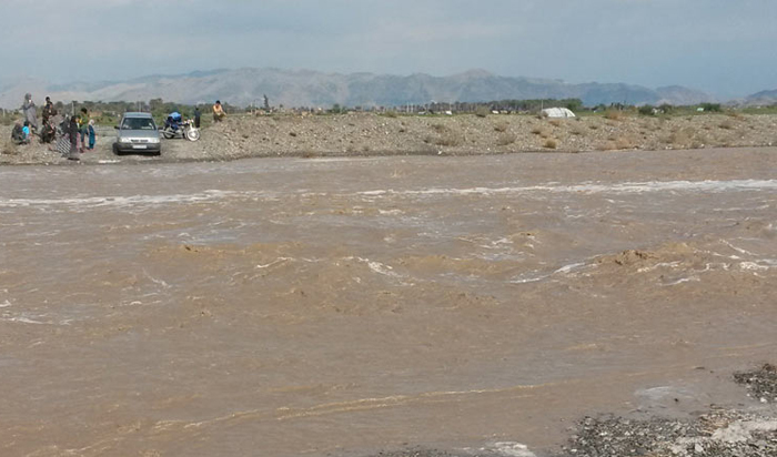 (تصاویر) سیل در خانه کپرنشینان (تصاویر) سیل در خانه کپرنشینان