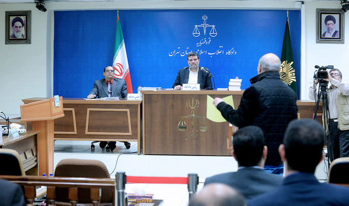 (تصاویر) رونمایی از متهم دوم پرونده زنجانی (تصاویر) رونمایی از متهم دوم پرونده زنجانی