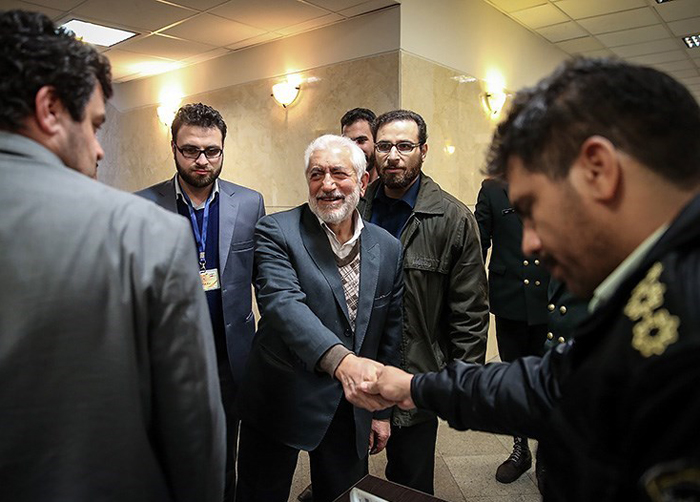 (تصاویر) ثبت نام محمد غرضی در انتخابات