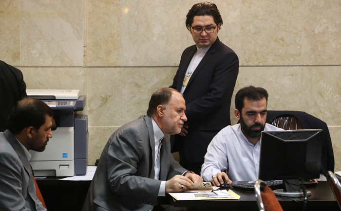 (تصاویر) آخرین روز ثبتنام داوطلبان انتخابات مجلس (تصاویر) آخرین روز ثبتنام داوطلبان انتخابات مجلس