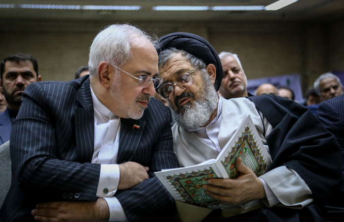 (تصاویر) از مشایی تا ظریف در ختم پدر قشقاوی (تصاویر) از مشایی تا ظریف در ختم پدر قشقاوی
