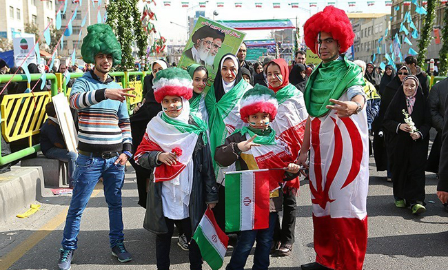 (تصاویر) راهپیمایی 22 بهمن در تهران (تصاویر) راهپیمایی 22 بهمن در تهران