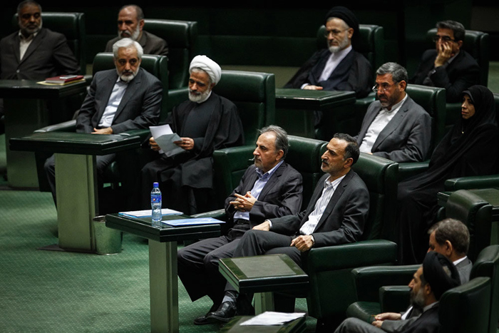 (تصاویر) جلسه رای اعتماد به دانش‌آشتیانی