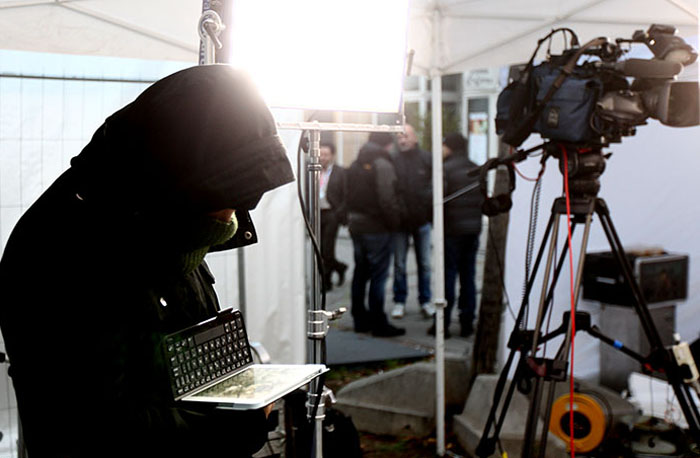 (تصاویر) تماشای دربی در حاشیه مذاکرات