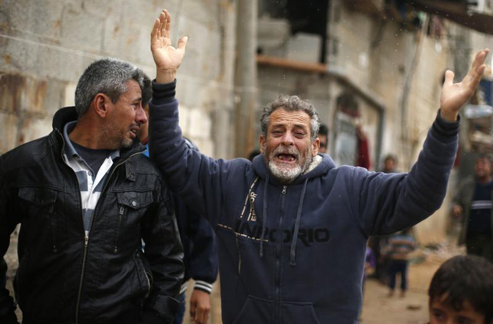 (تصاویر) شهادت کشاورز فلسطینی در غزه (تصاویر) شهادت کشاورز فلسطینی در غزه