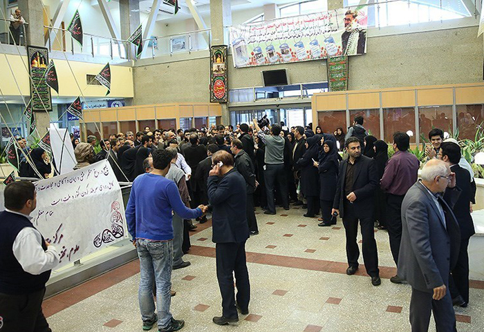 (تصاویر) ورود فرهادی به وزارت علوم (تصاویر) ورود فرهادی به وزارت علوم