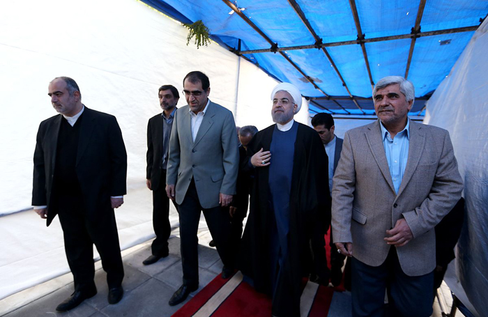 (تصاویر) روحانی در مراسم روز دانشجو (تصاویر) روحانی در مراسم روز دانشجو