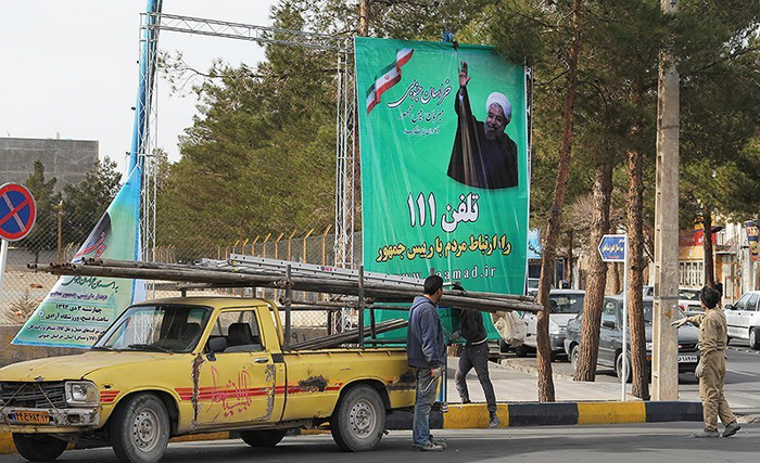 (تصاویر) استقبال از روحانی در بیرجند (تصاویر) استقبال از روحانی در بیرجند