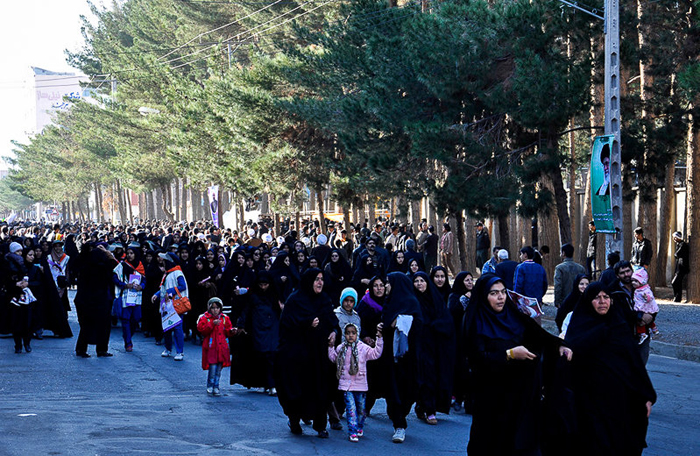 (تصاویر) استقبال از روحانی در بیرجند (تصاویر) استقبال از روحانی در بیرجند