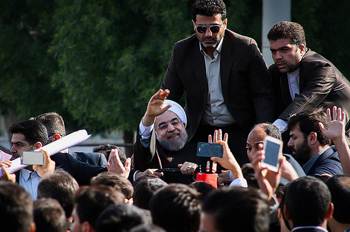 (تصاویر) استقبال از روحانی در بوشهر (تصاویر) استقبال از روحانی در بوشهر