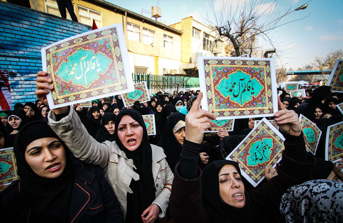 (تصاویر) تجمع مقابل سفارت فرانسه در تهران (تصاویر) تجمع مقابل سفارت فرانسه در تهران