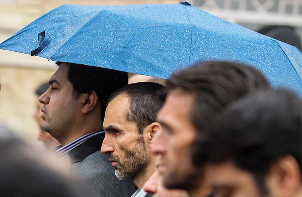 (تصاویر) برگزاری مراسم تشییع مادر احمدینژاد (تصاویر) برگزاری مراسم تشییع مادر احمدینژاد