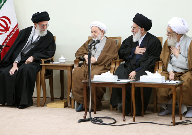 (تصاویر) دیدار اعضای خبرگان با رهبر انقلاب (تصاویر) دیدار اعضای خبرگان با رهبر انقلاب