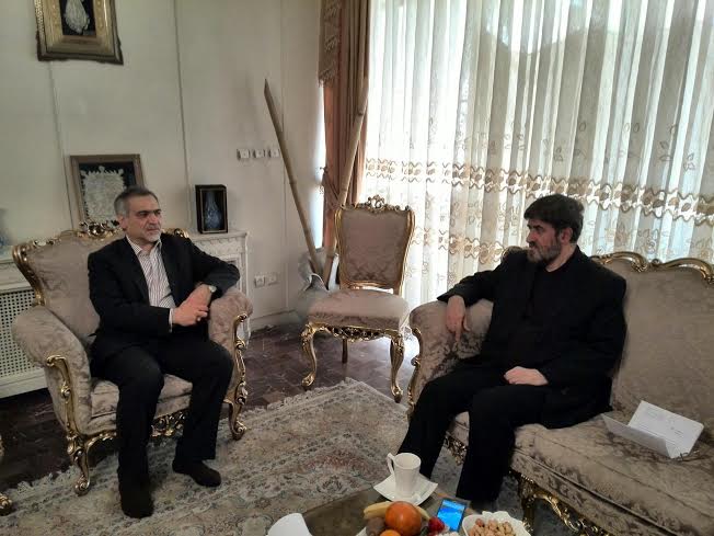 (تصویر) حسین فریدون به خانه علی مطهری رفت (تصویر) حسین فریدون به خانه علی مطهری رفت