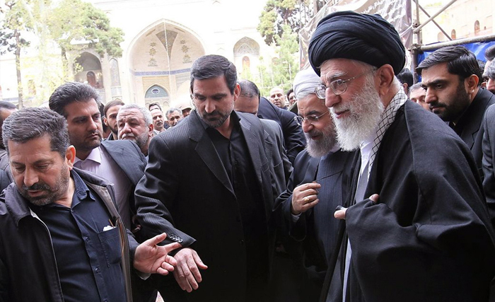 (تصاویر) مقامات و سران نظام در ختم والده روحانی (تصاویر) مقامات و سران نظام در ختم والده روحانی