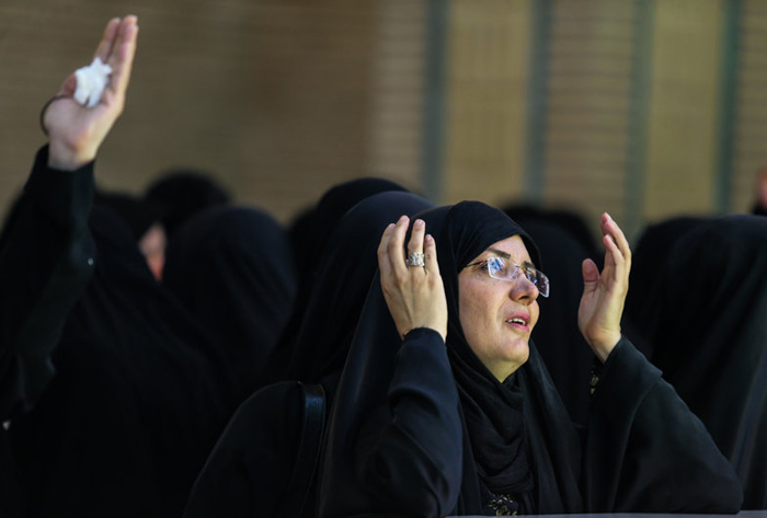 (تصاویر) تشییع سه شهید گمنام در تهران