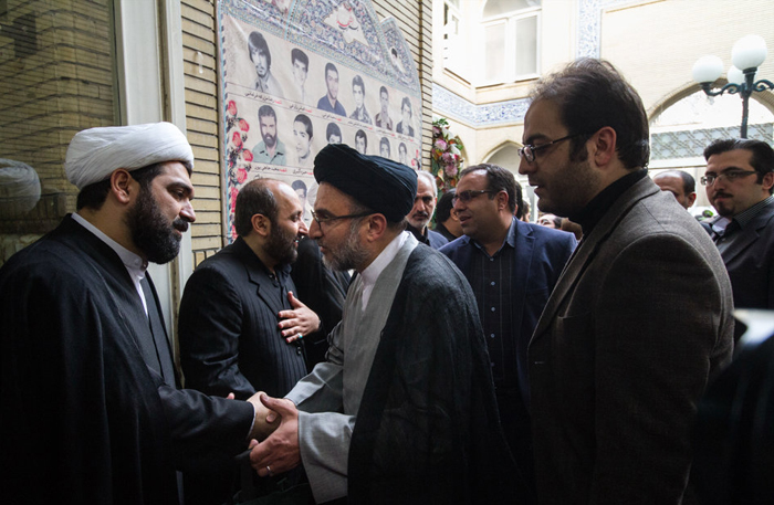 (تصاویر) مجلس ترحیم پدر شهاب مرادی (تصاویر) مجلس ترحیم پدر شهاب مرادی