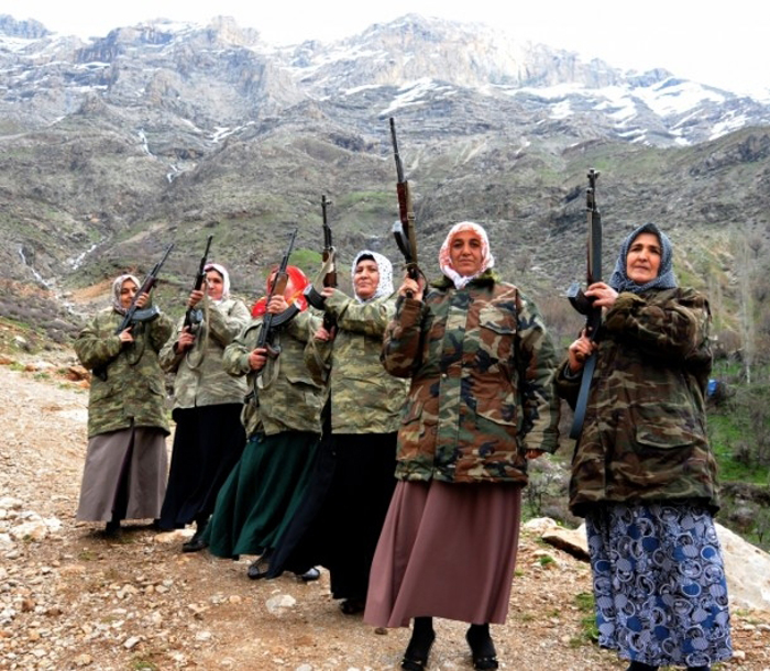 (تصاویر) زنان محافظ روستا در ترکیه (تصاویر) زنان محافظ روستا در ترکیه