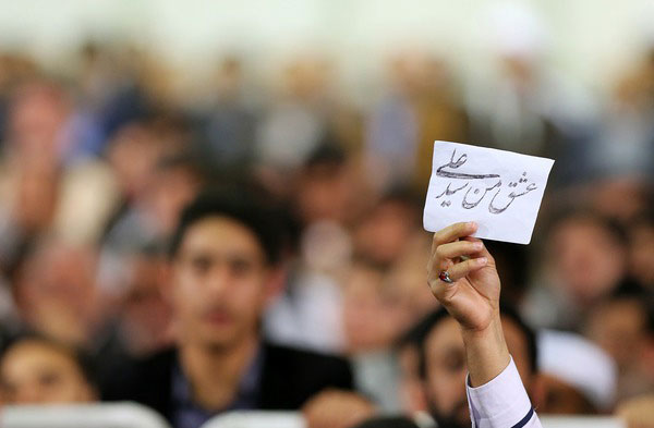 (تصاویر) دیدار جمعی از مداهان با رهبر نقلاب