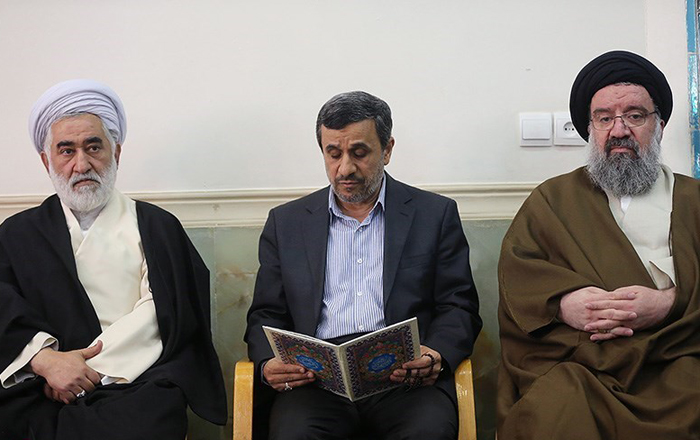 (تصاویر) احمدینژاد در بزرگداشت صیادشیرازی (تصاویر) احمدینژاد در بزرگداشت صیادشیرازی