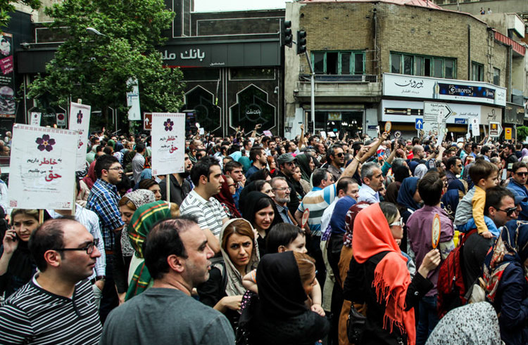 تجمع ارامنه تهران مقابل سفارت ترکیه تجمع ارامنه تهران مقابل سفارت ترکیه