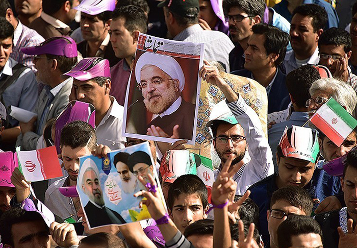 (تصاویر) سفر روحانی به شیراز (تصاویر) سفر روحانی به شیراز