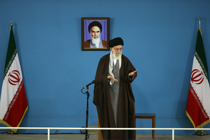 (تصاویر) دیدار کارگران با رهبرانقلاب (تصاویر) دیدار کارگران با رهبرانقلاب