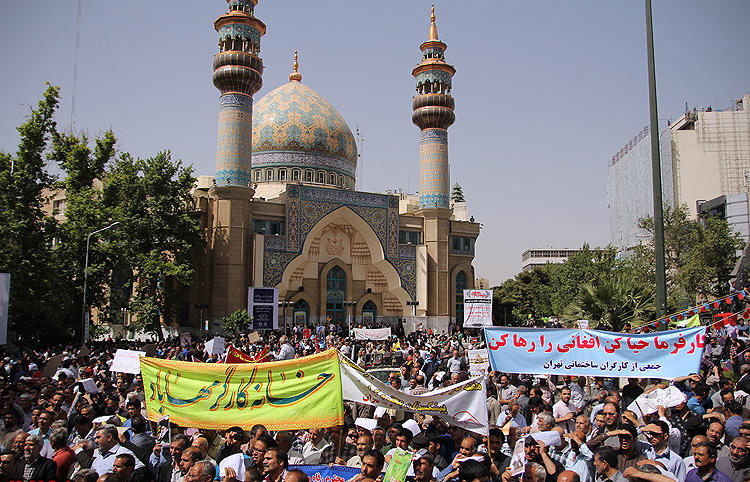 (تصاویر) راهپیمایی روز کارگر در تهران پس از 8 سال (تصاویر) راهپیمایی روز کارگر در تهران پس از 8 سال