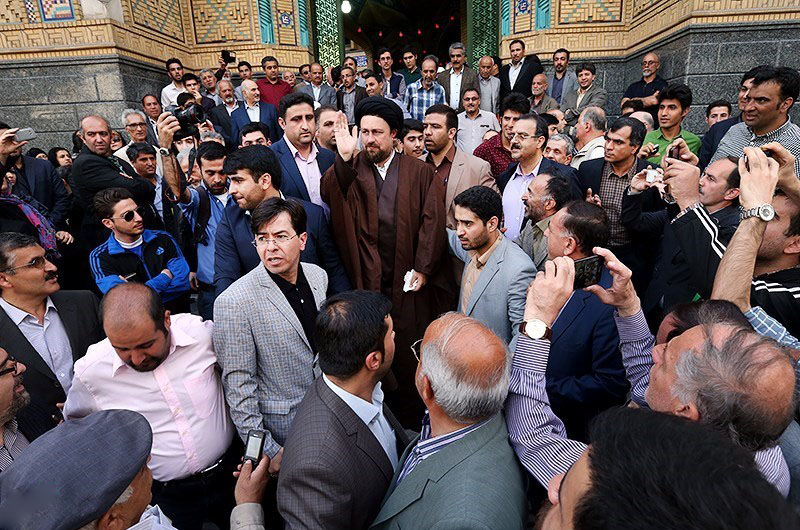 (تصاویر) مراسم ترحیم همسر آیتالله خاتمی (تصاویر) مراسم ترحیم همسر آیتالله خاتمی